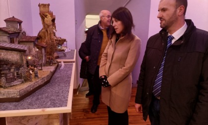 Lecco, inaugurata la 13^ mostra dei presepi "per ritrovare il vero significato del Natale"