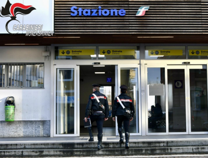Rapina sul treno: arrestato 15enne residente in provincia di Lecco