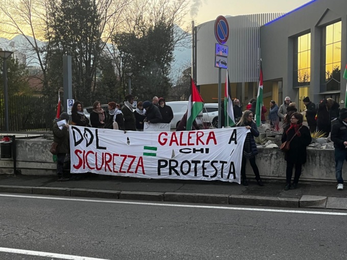 Lecco dice no al Ddl Sicurezza con un presidio davanti alla Prefettura