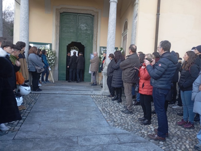 L’ultimo saluto a Lorenzo Grignani: “Ciao Grigna, ti ricorderemo col sorriso”