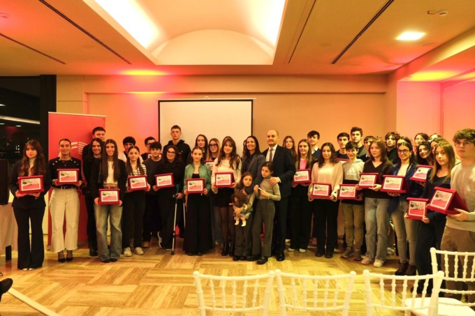 Eusider Group: consegnate le borse di studio a 52 studenti, figli dei collaboratori