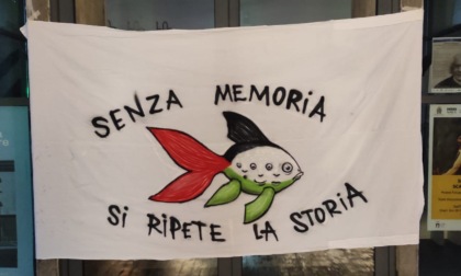 "La memoria deve essere attualizzata": ieri il presidio del coordinamento lecchese "Stop al genocidio"