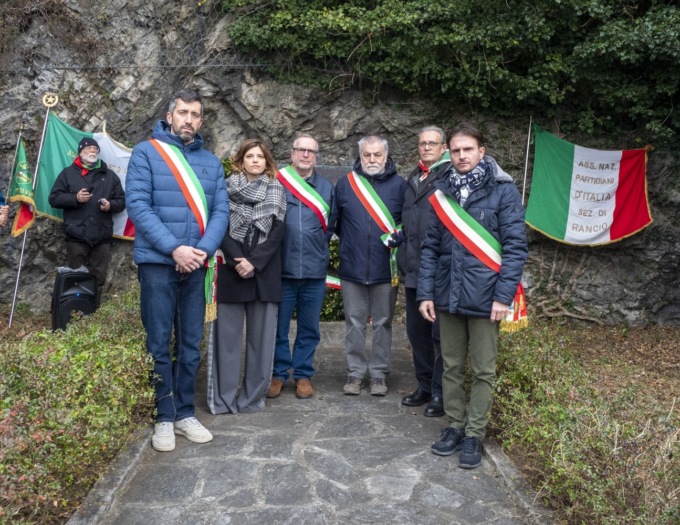 Omaggio ai partigiani uccisi nell’eccidio della Montagnetta di Fiumelatte