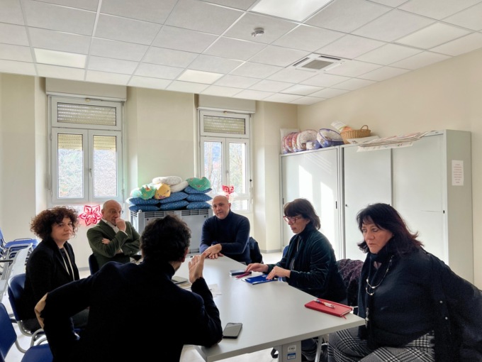 Fragomeli in visita in visita ai consultori di Lecco e Merate: “Servono più risorse”