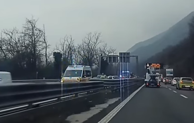 Incidente in Statale 36 a Civate: lunghe code
