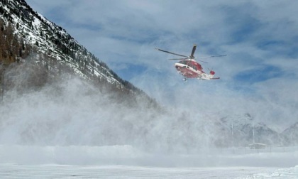 Cade sulle piste da sci: trasportato in codice rosso al Manzoni di Lecco