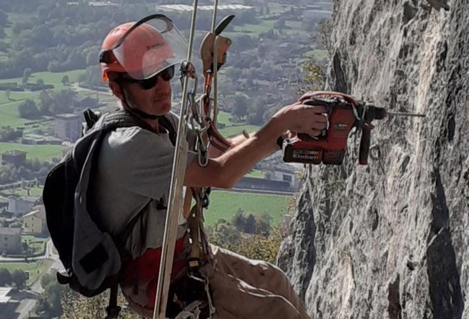 Uoei Lecco, il 21 una serata con l’alpinista e “chiodatore” Alessandro Ronchi