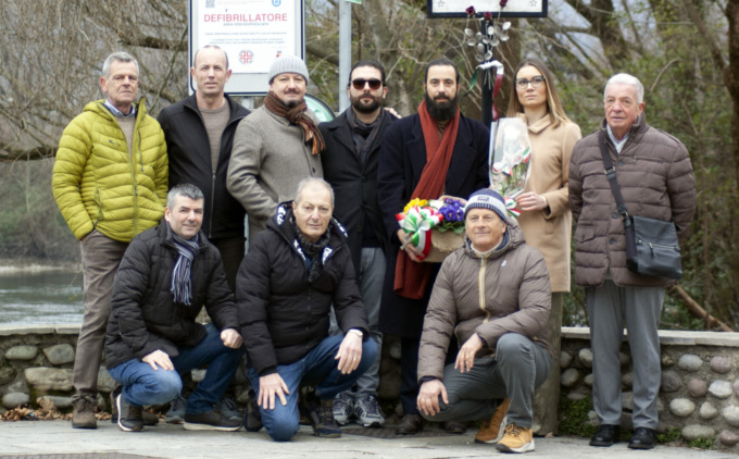 Calolzio, una rappresentanza di Fratelli d’Italia al Parco Martiri delle Foibe