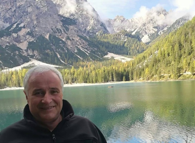 Malore fatale sul torrente Pioverna: muore pescatore di 62 anni