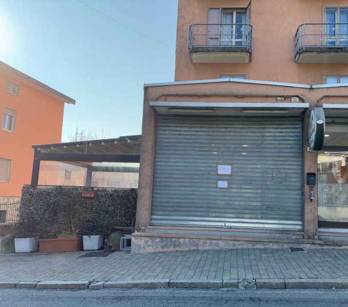 Rete di spaccio intorno al locale: chiuso il Bar La Santa per 15 giorni