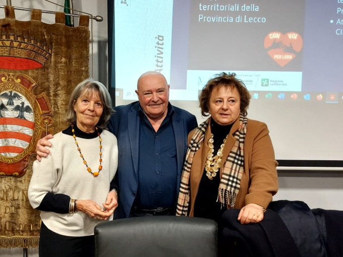 Mandello: inaugurato lo sportello “Con voi per loro” a supporto dei caregiver familiari