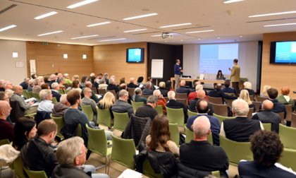 Applausi per Energia24H di Elettrica Rogeno: durante l'evento, le novità del fotovoltaico spiegate nei dettagli