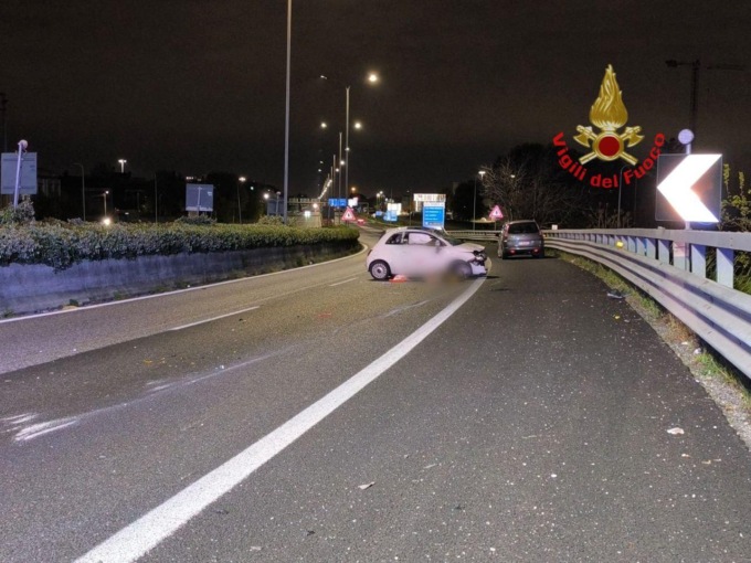 Si ribalta in Statale 36: morta una 49enne