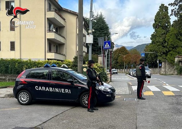 Sgombero a Olginate: arrestati due giovani per spaccio di droga