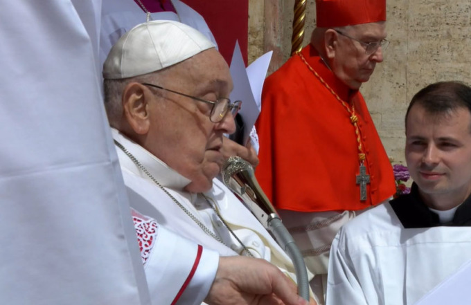 Morto Papa Francesco, le prime reazioni nel Lecchese