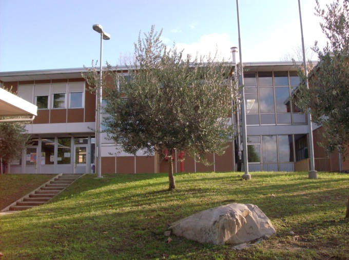 A Galbiate il dibattito sulle scuole si infiamma: minoranza unita su Bartesate e Sala al Barro