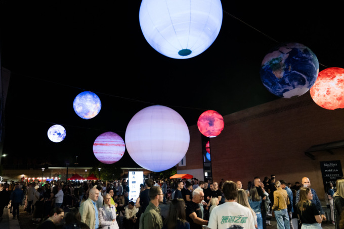 Che energia alla “Cosmic All in One”: moda, musica e lifestyle by Coiter