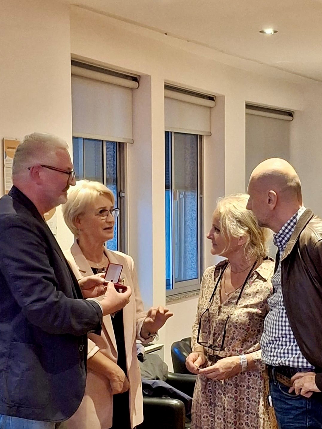 Due membri della delegazione ucraina, Valeria Dalmonte e Carlo Spada