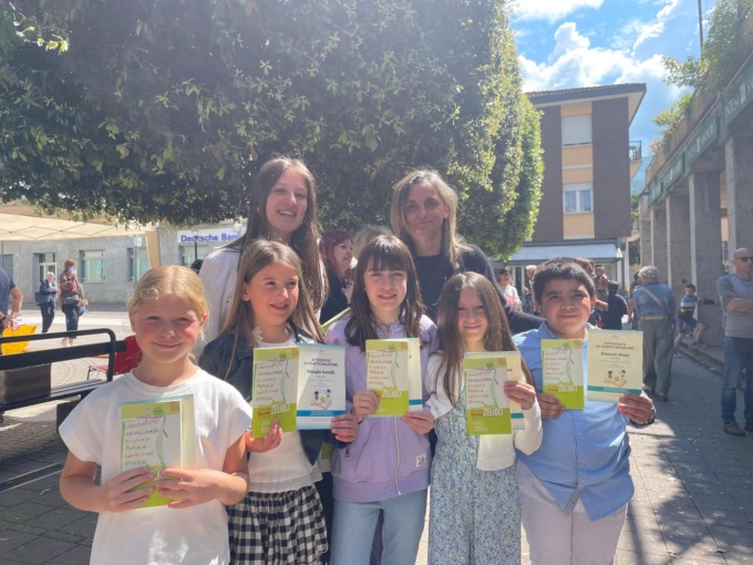 Lecco: 5 alunni della Pietro Scola finalisti al concorso di poesia Zelioli