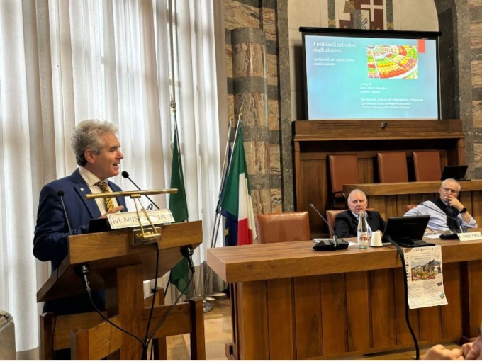 Dieta mediterranea e salute: il Dottor Marco Missaglia protagonista a Sondrio
