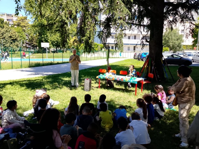 Nostalgia di Futuro Award 2025 a Lecco: la Scuola Primaria De Amicis premiata per innovazione educativa