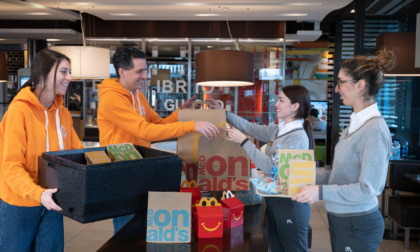 A Garlate, McDonald’s e Fondazione Ronald McDonald insieme a Banco Alimentare donano 30 pasti caldi a settimana a chi è in difficoltà