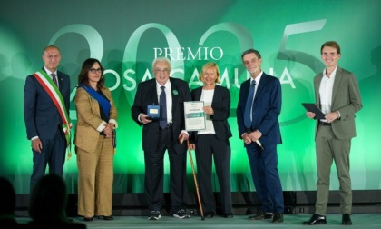 Consegnato a Vico Valassi il premio regionale Rosa Camuna