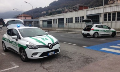 Pescate, tre sequestri auto in 12 minuti: sanzioni da 866 euro l'una