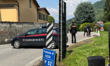 Investito da un'auto: muore un ciclista di 66 anni