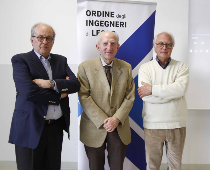 Medaglie d’oro ai senatori dell’ingegneria: l’Ordine di Lecco premia 50 anni di carriera