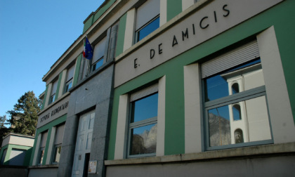 Una serata dedicata al "viaggio montessoriano" della primaria De Amicis