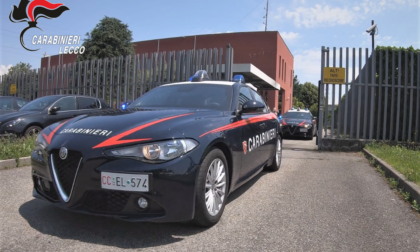 Costa Masnaga: tentano prelievo con carta rubata, arrestati