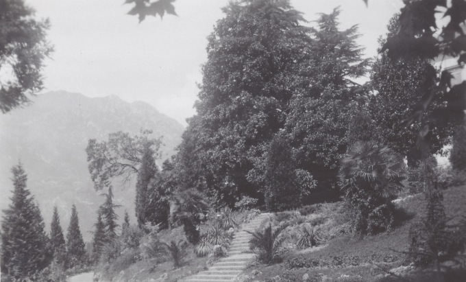 Lecco, tutto esaurito per la visita al parco e alla villa Ponchielli