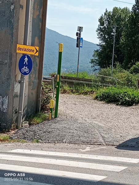 Ciclabile del Bione: deviazione "inaccessibile" alle carrozzine 503346453_10233384486705676_2074149527379681222_n