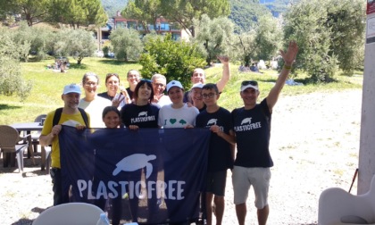 Abbadia: 50 kg di rifiuti raccolti grazie ai volontari di Plastic Free