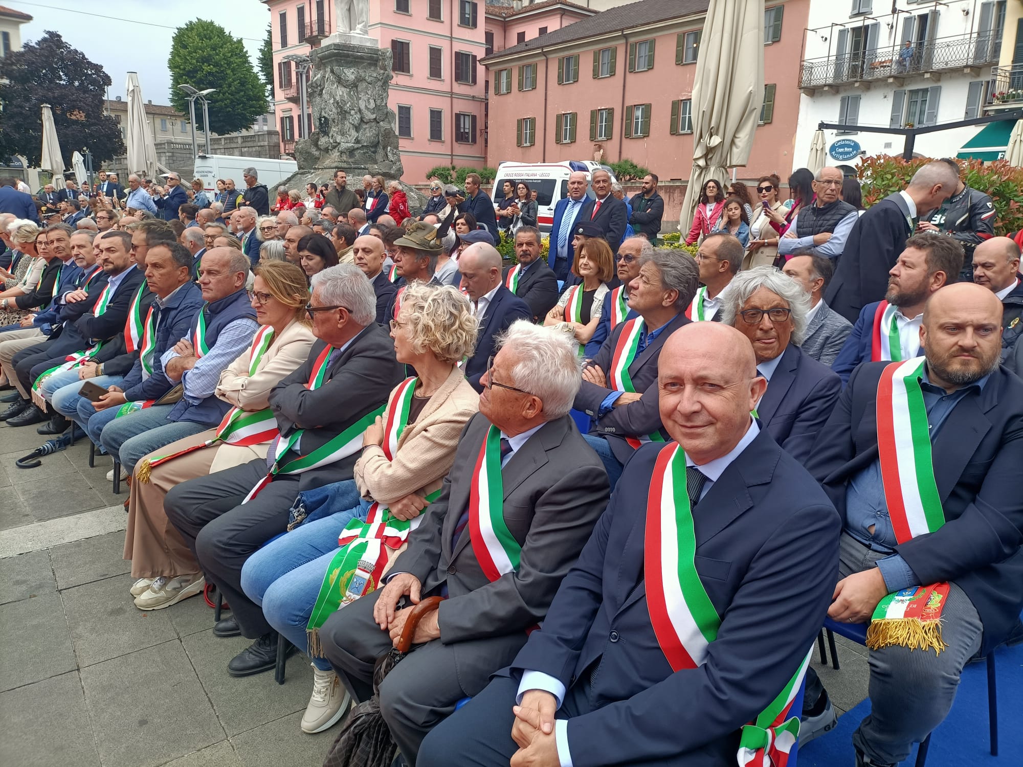 Immagine WhatsApp 2025-06-05 ore 17.37.39_07152157