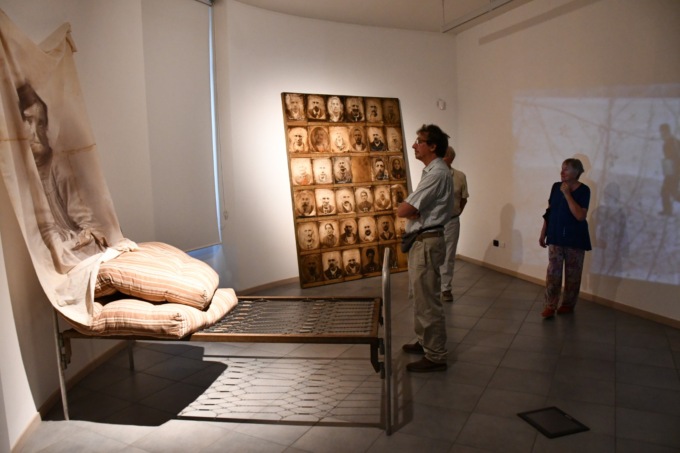 A Lecco la grande mostra su Antonio Ligabue: arte e follia in scena al Palazzo delle Paure