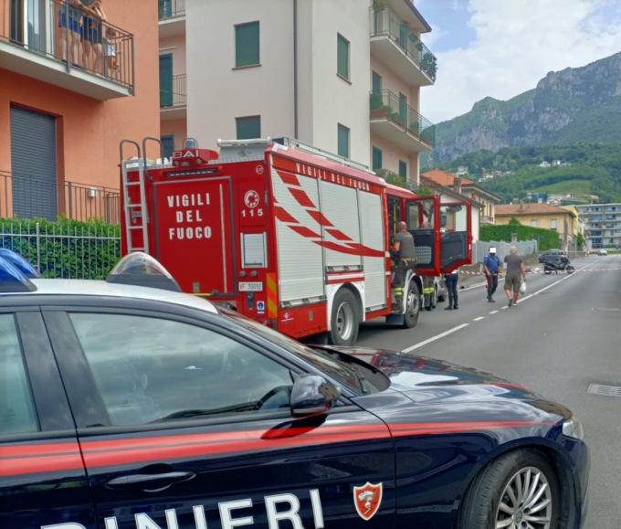 Lecco: grave incidente in via Belfiore, motociclista in codice rosso. Coinvolto anche un pedone