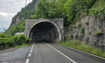 Senso unico alternato sulla SP 72 tra Lierna e Varenna: lavori notturni dal 9 al 14 giugno