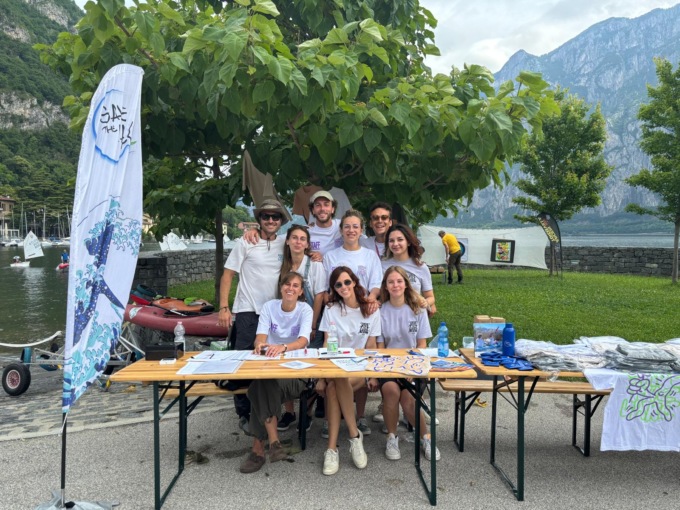 Valmadrera, un successo “Save the lake”: in tanti per il clean up in canoa