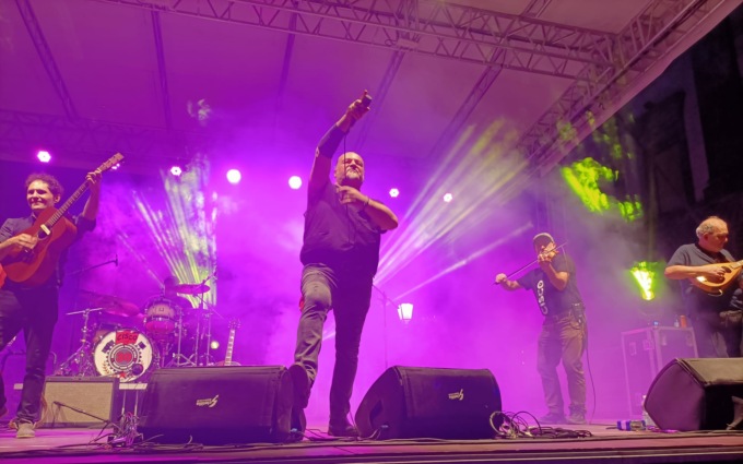 Cisco Bellotti dei Modena City Ramblers in concerto a Lecco