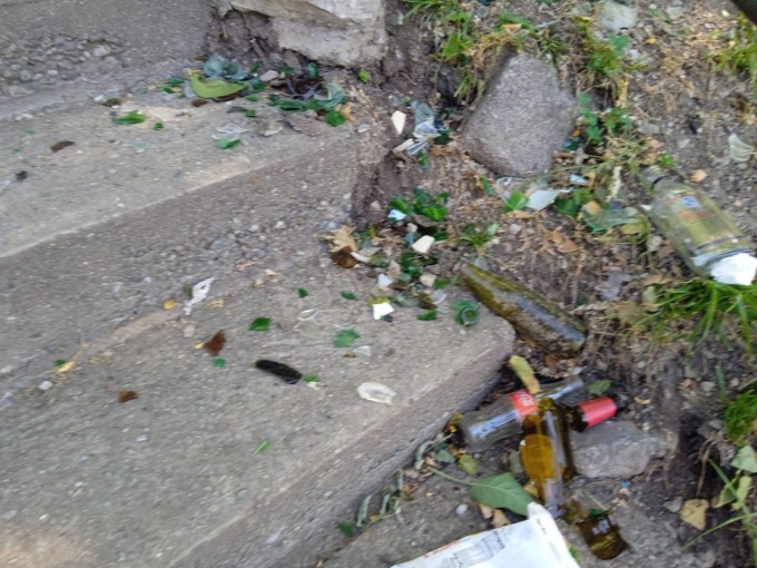 Vandali in azione al Pradello