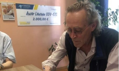 Lo scrittore Andrea Vitali diventa volontario di Auser Lecco