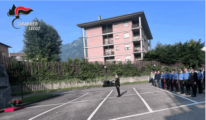 Lecco rende omaggio al Brigadiere Capo Carlo Legrottaglie: cerimonie in tutte le caserme della provincia