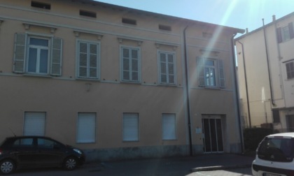 Esplosione nell’ex ASL di Calolziocorte: grave una ragazza di 22 anni