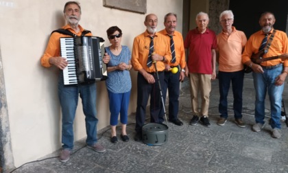 Casa del Cieco di Civate: tanti auguri da "Gabriele e i suoi amici"