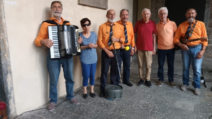 Casa del Cieco di Civate: tanti auguri da “Gabriele e i suoi amici”