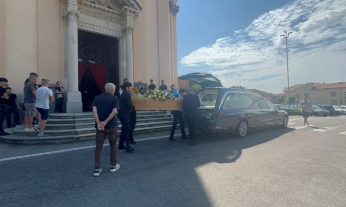 “Hai lasciato un vuoto che nessuno potrà mai colmare”: l’addio a Sergio Radaelli, fungiatt morto in Valsassina