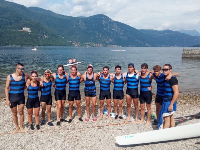 Abbadia, la Remada si conferma un successo: 43 imbarcazioni si sono sfidate nel lago
