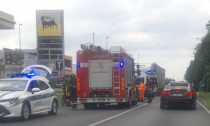 Osnago, scontro frontale tra un’auto e un camion:  grave coppia di anziani